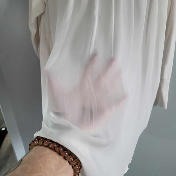 DG2 Diane Gilman BNWOT White Knit flowy turtleneck with sheer back - Picture 5 of 10